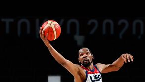 Segunda parte demolidora coloca Estados Unidos na final