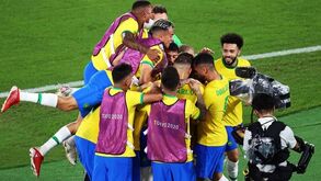 Comité Olímpico Brasileiro critica jogadores por não usarem casaco da seleção nos festejos