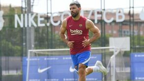 Saída a custo zero do Barcelona ou... 