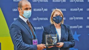 Benfica Campus recebe prémio de melhor relvado pela segunda época consecutiva