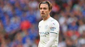 Grealish rejeita pressão pelo valor da transferência: «Mostra o quanto o treinador me valoriza»