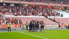 João Mário estreia-se a marcar pelo Benfica frente ao Spartak Moscovo