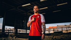 Elisandro reforça ataque do Sp. Braga