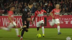 O golo de Bruma que colocou o PSV na rota do Benfica na Champions