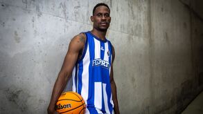 Charlon Kloof reforça FC Porto
