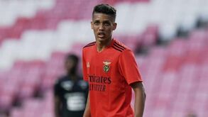 Transferência de Pedrinho para o Benfica: empresário reclama dívida ao Corinthians