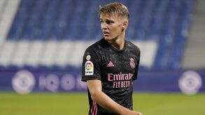 Ancelotti e o futuro de Odegaard: «Temos oito jogadores muito importantes nessa posição»