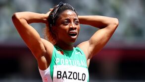 Lorene Bazolo bate recordes nacionais dos 100 e 200 metros