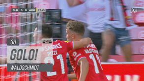 Benfica em vantagem diante do Arouca: foi assim que Waldschmidt abriu o marcador