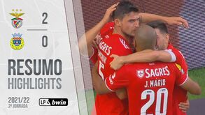 Uma expulsão, dois golos e um regresso muito saudado: o resumo do Benfica-Arouca