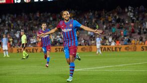 A crónica do Barcelona-Real Sociedad, 4-2: este Barça até Messi aplaudia