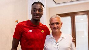 Tammy Abraham é reforço da Roma