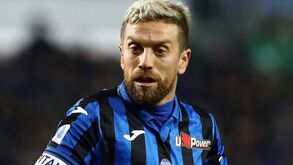 Com ele é sempre 'Papu reto': Gómez lutou com Gasperini e deixou Messi em lágrimas