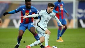 Christian Pulisic testa positivo à Covid-19 e desfalca Chelsea