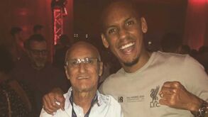 Fabinho de luto pela morte do pai