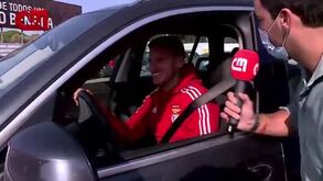 Vertonghen em bom português no Seixal: «Estou orgulhoso do Benfica!»