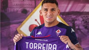 Lucas Torreira reforça Fiorentina cedido pelo Arsenal