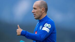 Leonardo Jardim soma primeiro empate ao leme dos sauditas do Al Hilal