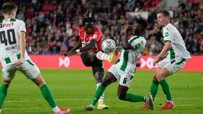 Bruma precisou de apenas 13 minutos para marcar na goleada do PSV sobre o Groningen
