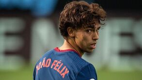 Em Espanha dizem que Atlético Madrid quer contar com Griezmann mas descarta troca com João Félix