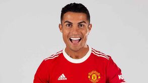 As primeiras imagens de Cristiano Ronaldo com a (nova) camisola do Man. United