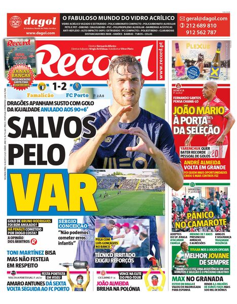 Descarregar capa em PDF de alta resolução