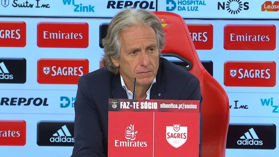 Treinador das águias fala sobre o momento do médio neste arranque de época