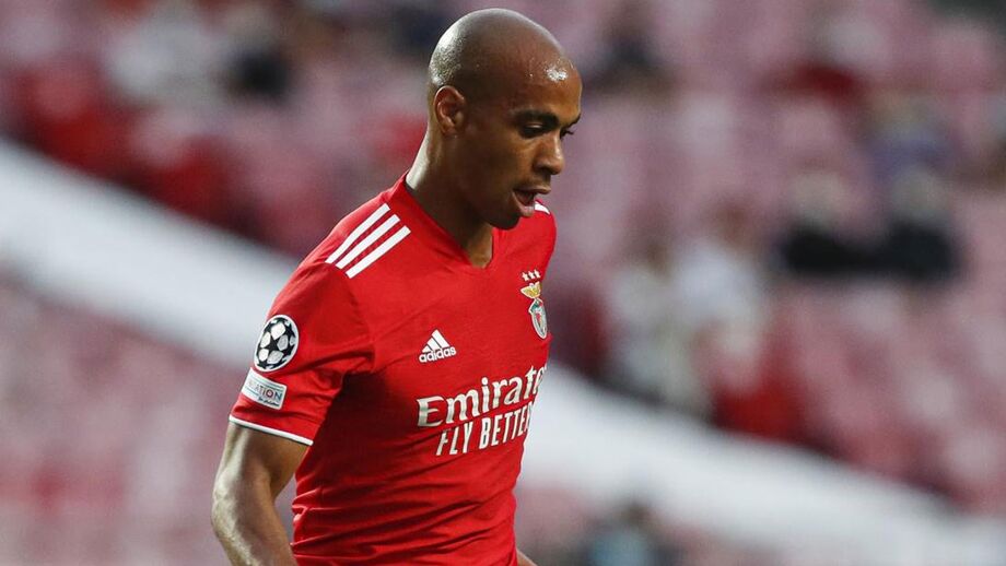 Fogão bateu o Fluminense, por 2-0