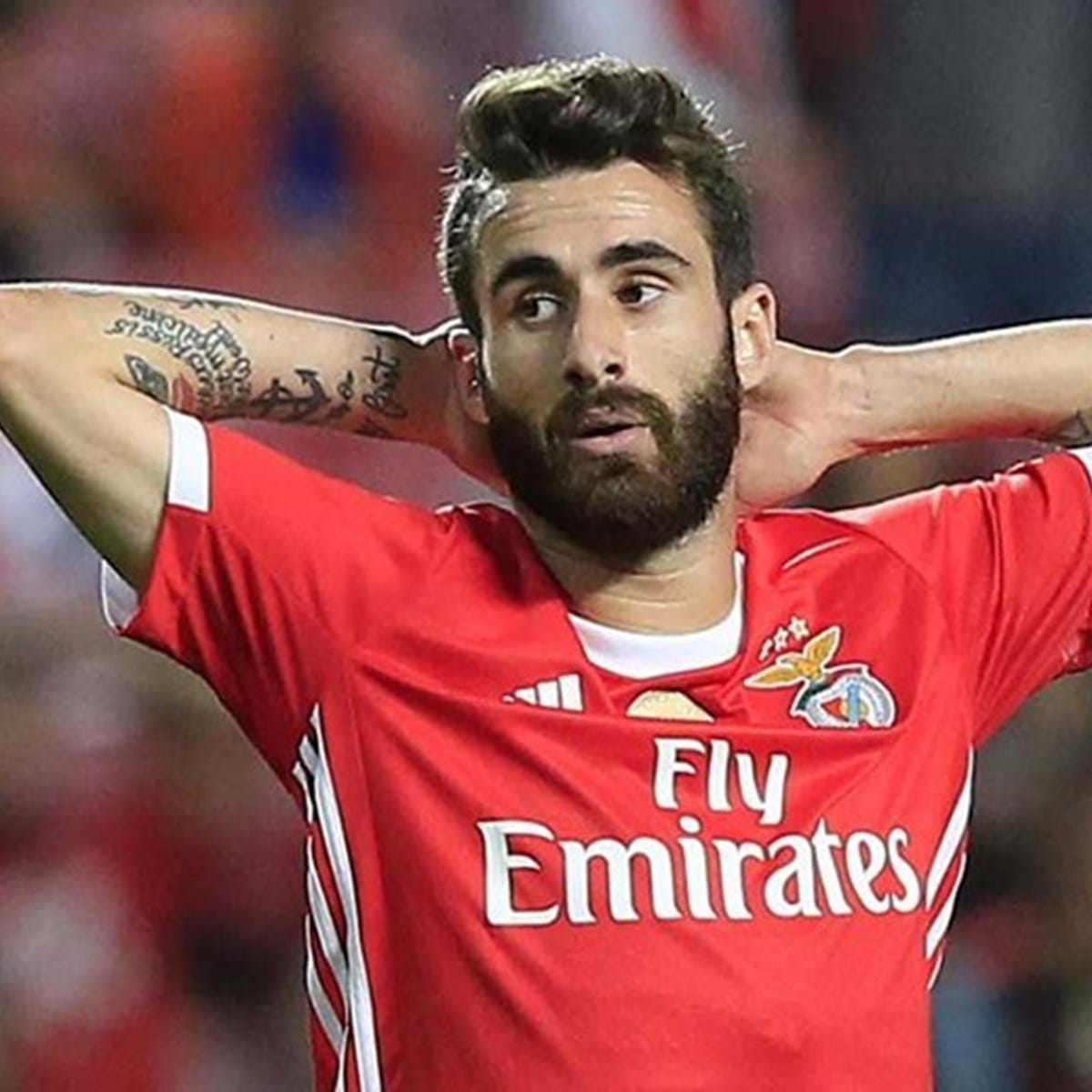 Todos gostariam que Rafa ficasse no Benfica, mas temos de respeitar