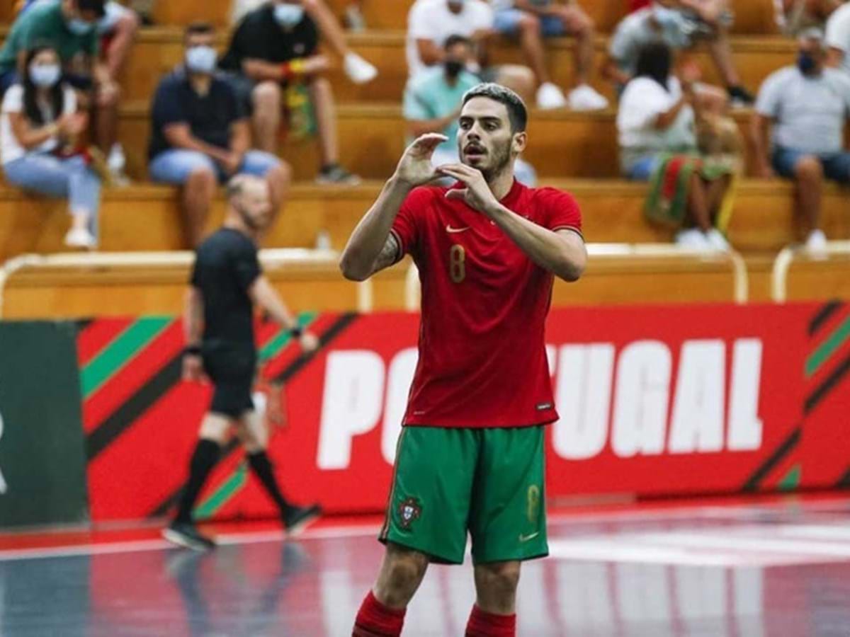 Erick: «Serei um eterno leão, mas tive de me distanciar do Sporting» -  Futsal - Jornal Record