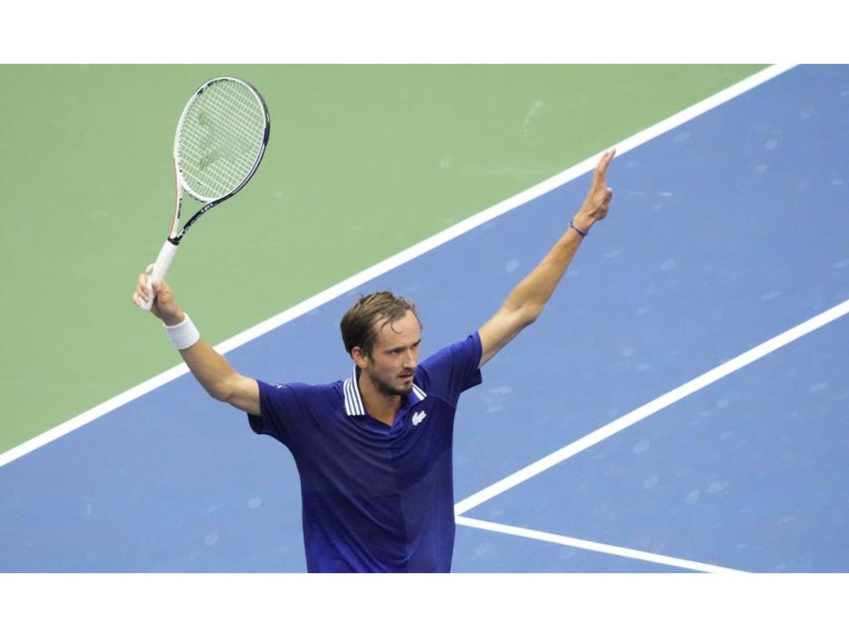 Medvedev bate Alcaraz e regressa à final do US Open - US Open - Jornal  Record