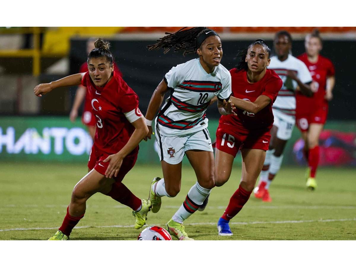 Mundial feminino: Portugal empata na Turquia no início da qualificação