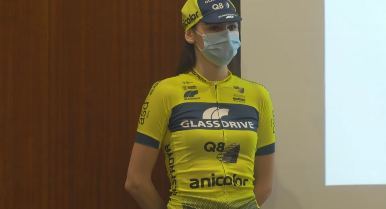 Novas cores da equipa foram apresentadas