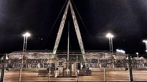 «Equipa destruída e um desastre perfeito»: ultras da Juventus protestam no Allianz Stadium