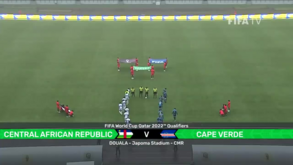 Cabo Verde jogou em relvado sem marcações... no meio campo