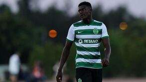 «Vai com tudo, Kandimba!»: Sporting despede-se de Nuno Mendes em vídeo emotivo