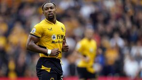 Ingleses avançam que o Wolverhampton prepara contrato milionário para Adama Traoré 