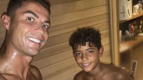 Tal pai, tal filho: Cristianinho vai ser jogador do Manchester United