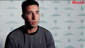 Ronaldo: «O Cristiano não é igual aos outros, por isso continuo a jogar e a fazer as coisas bem»