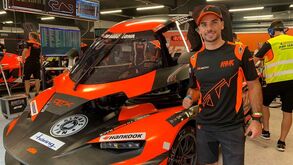 Miguel Oliveira estreou-se no automobilismo nas 24 Horas de Barcelona e logo com pódio