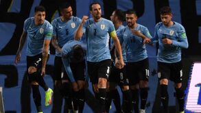 Uruguai bate Bolívia na estreia internacional de Ugarte