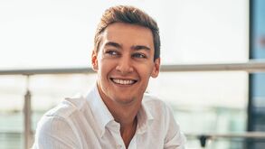 Oficial: George Russell na Mercedes a partir da próxima época