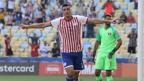 Óscar Cardozo convocado de urgência para a seleção do Paraguai