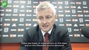 Solskjaer: «Cristiano 'cheira' os grandes momentos, sente quando há um golo...»