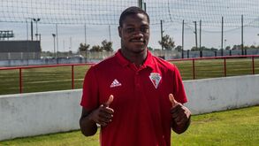 Eduany Tavares: cinco anos à espera da estreia oficial