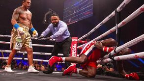 Boxe: Vítor Belfort arruma Evander Holyfield no primeiro round