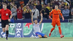 A crónica do Young Boys-Manchester United, 2-1: CR7 não merecia isto