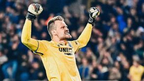 Guarda-redes do Club Brugge deixa 'farpa' ao PSG: «Não tive de fazer quase nada»