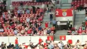 Jorge Mattamouros mostra o ambiente que se vive na Assembleia Geral Extraordinária do Benfica
