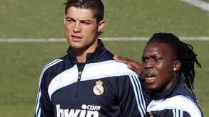 Drenthe: «Nunca vi Cristiano Ronaldo beber vinho»